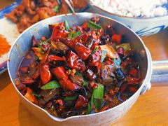 -包整·丝娃娃(一览甲秀楼风景店)