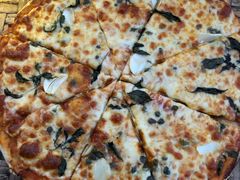 -乌托邦酒吧和餐厅