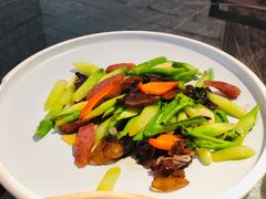 -粤轩楼广式特色餐厅(青岛路店)