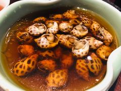 古越陈酿煮花螺-杭州西子湖四季酒店·金沙厅