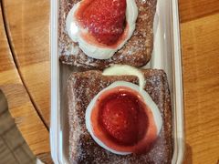 草莓芝士起酥-巴黎贝甜(阳光上东店)