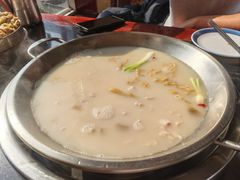 -老来福·非遗酸汤兔(凯旋路店)
