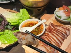-大头虾越式风味餐厅(光明广场店)