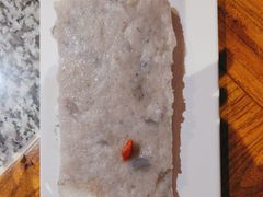 -老牌坊云南鱼豆花火锅(哈西万达店)