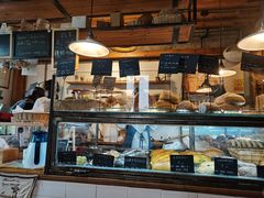 面包甜点陈列柜-仙峰天然面包(迎宾路店)
