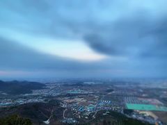 -鬼笑石后山停车场