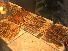 -荣誉国际酒店-云顶旋转餐厅