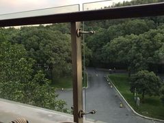 -上海佘山世茂艾美酒店