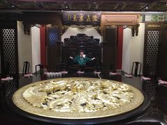 -梅龙镇酒家(南京西路总店)
