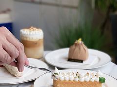 -Fridi Patisserie Cafe