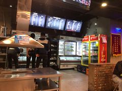 -马路牙子烧烤音乐酒馆(望京店)
