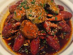 -肥肥虾庄·金牌油焖大虾(汉街SKP店)
