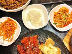 -军硕烤肉·部队火锅(二七万达店)