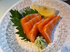 三文鱼刺身-猛式料理嘉州新光天地店