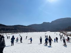 -济南卧虎山滑雪场