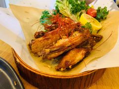 香蒜炸鸡翅-CHILLAX轻乐时(侨建·Hi City店)