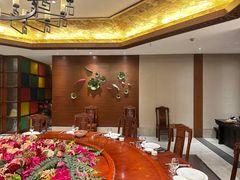 -梅花香里大酒店(郁金香路店)