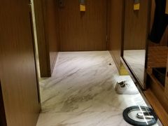 -上海滴水湖皇冠假日酒店