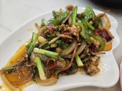 -覃记海鲜美食餐厅