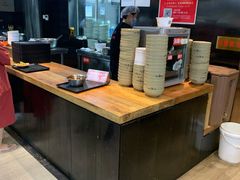 -亮亮面馆(经六路店)