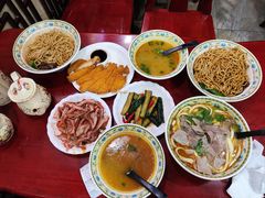 -金杨拉面王小吃面馆·牛三宝面·红烧牛肉粉