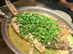 -辣尚瘾·烤鱼·新川菜(交大直营店)