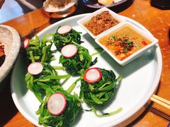 -95号酱骨·一块豆腐(展春园西路店)