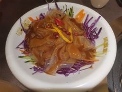 -锅飘飘·东北铁锅炖(雨花客厅店)
