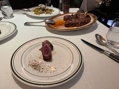 -Wolfgang’s Steakhouse 沃夫冈牛排馆(上海白玉兰广场店)