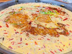 -沸炉重庆老火锅(军事博物馆店)