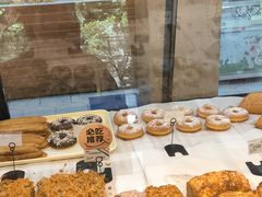 -光明牛奶棚(南泉店)