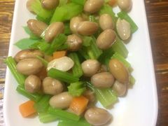-万和春排骨砂锅米饭(湖北路店)