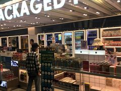 -王权免税店(普吉机场店)
