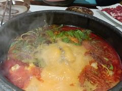 -贵府酸汤牛肉火锅·贵州老字号(飞山街店)