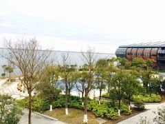 -上海滴水湖皇冠假日酒店