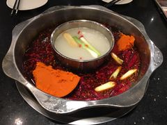 -小天鹅火锅·一线江景洪鼎旗舰店(洪崖洞店)