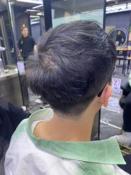 -藤野造型•烫染专业店
