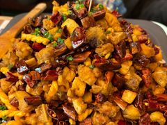 -炭舍干锅·烤鱼(扬名广场店)