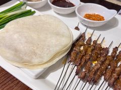 -三个大叔烤羊肉串·歌手驻唱·碳烤鲜肉(西三旗店)