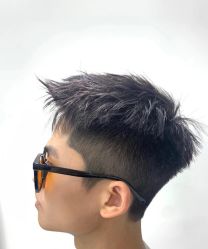 -尤司男士国潮理发馆
