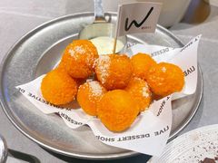 -W COLLECTIVE  DESSERT SHOP