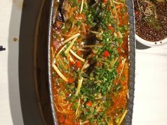 招牌跳水鱼-小河盐帮·私家菜·烤鸭(三元桥·霄云路店)