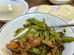 -李与白包子铺(桐梓林店)