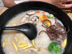 -云味馆过桥米线(皇庭广场店)