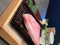 -铭牛烧肉·和牛海鲜自助(高新月牙湖店)