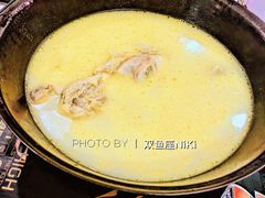 -鲜入围煮花胶鸡海鲜火锅