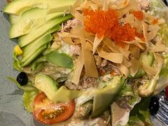金枪鱼牛油果沙拉-炙柒Sekinana·精致料理 烧鸟·铁板烧(海上世界店)