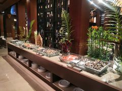 自助取餐区-西双版纳洲际度假酒店-海鲜傣味烧烤·侬香全日制餐厅