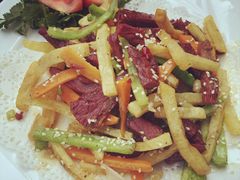 土豆条煸牛肉-德居源