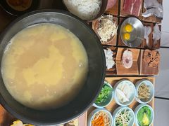 -银米·云南传统过桥米线(双廊黑金冠店)